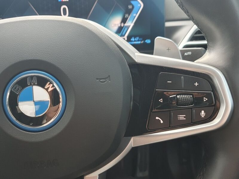 More views of BMW 3-Series