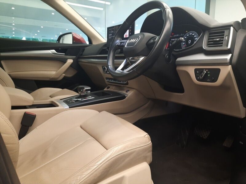 More views of Audi Q5