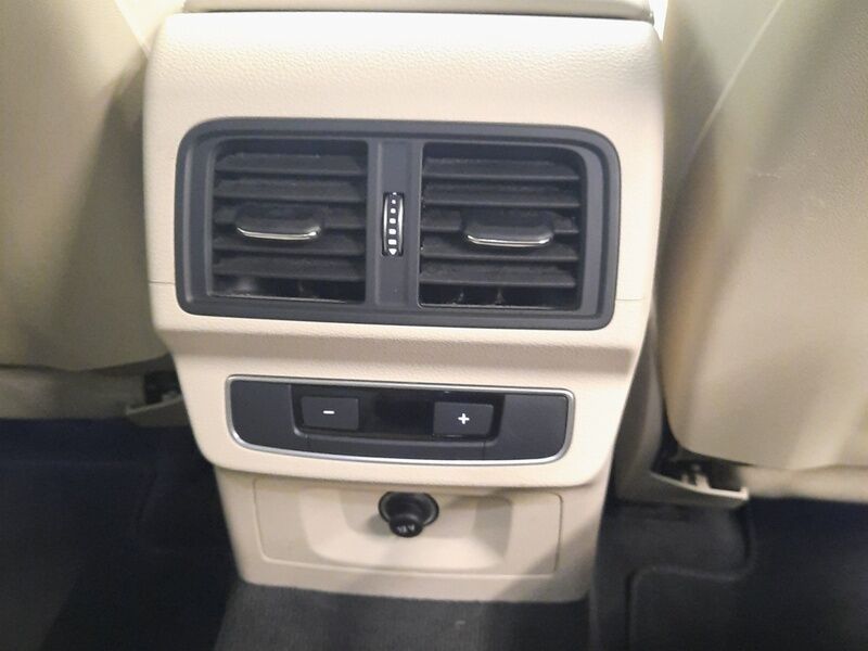 More views of Audi Q5