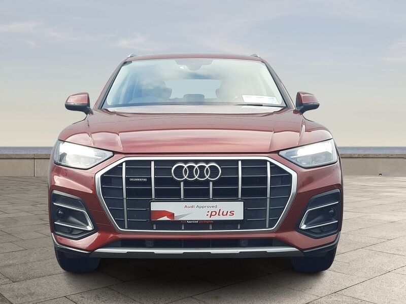 More views of Audi Q5