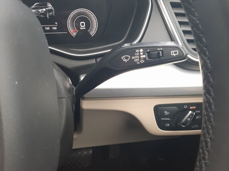 More views of Audi Q5