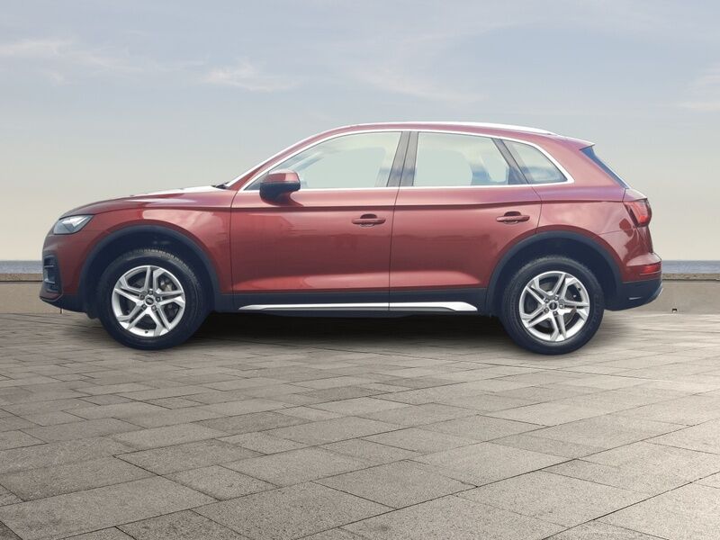 More views of Audi Q5