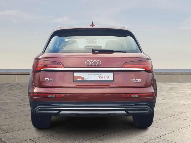 More views of Audi Q5