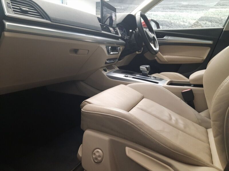 More views of Audi Q5