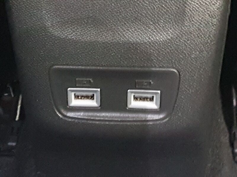 More views of Peugeot 2008