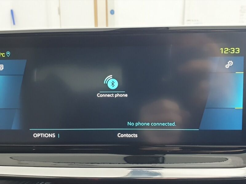 More views of Peugeot 2008