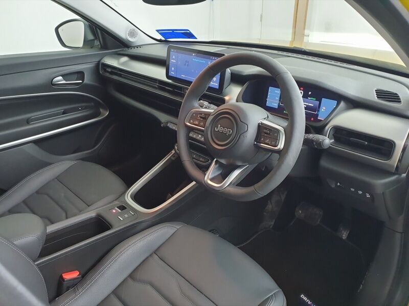 More views of Jeep Avenger