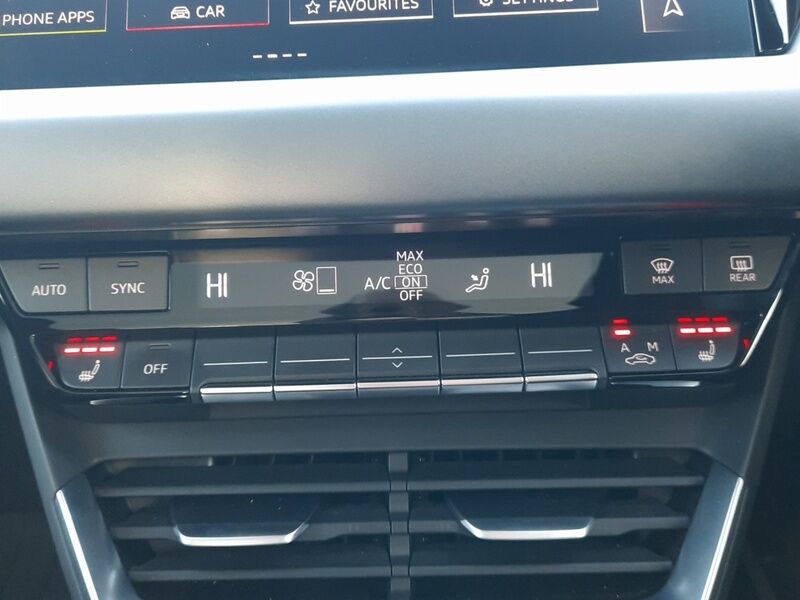 More views of Audi e-tron GT quattro