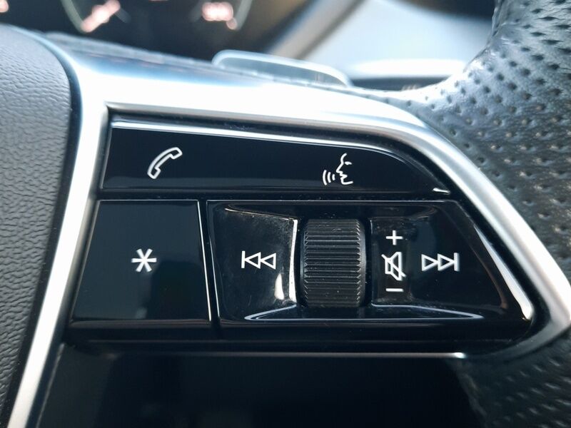 More views of Audi e-tron GT quattro