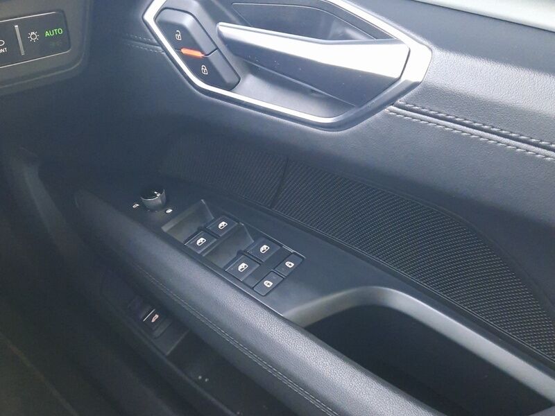 More views of Audi e-tron GT quattro