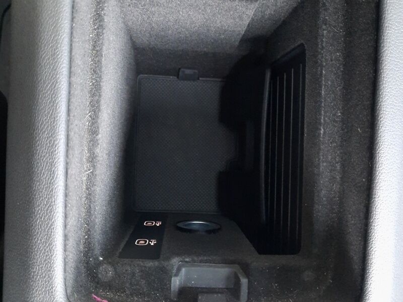 More views of Audi e-tron GT quattro