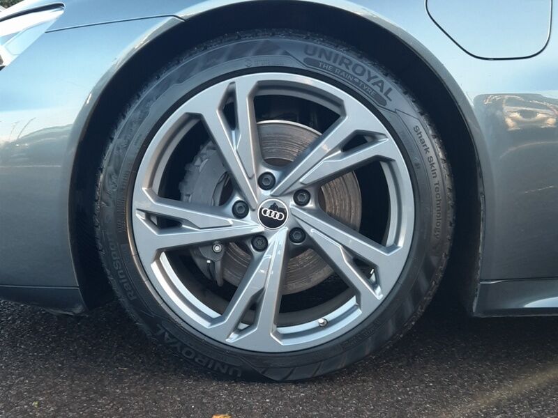 More views of Audi e-tron GT quattro