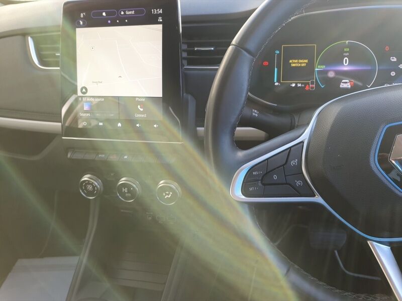 More views of Renault Zoe