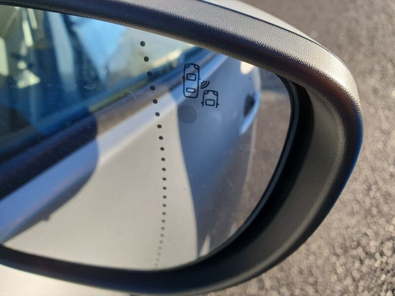 More views of Renault Zoe