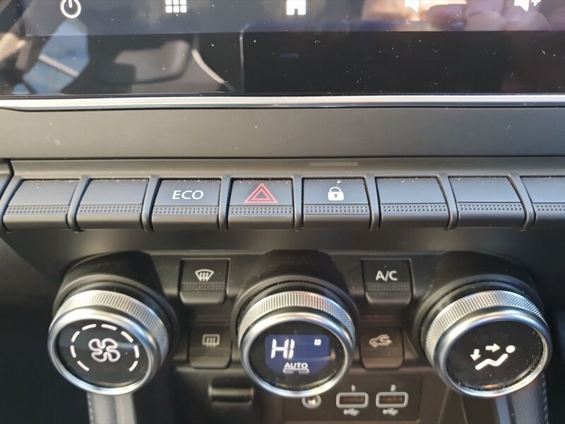 More views of Renault Zoe