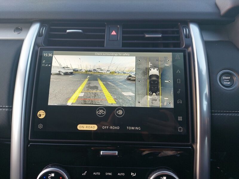 More views of Land Rover Discovery