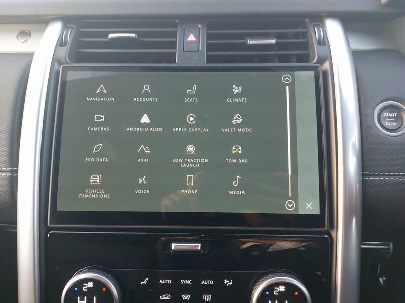 More views of Land Rover Discovery