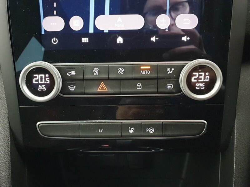 More views of Renault Megane