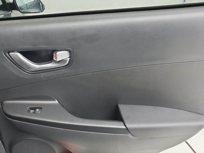 More views of Hyundai KONA