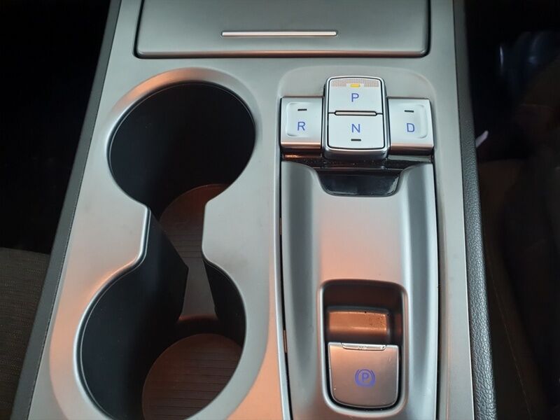 More views of Hyundai KONA