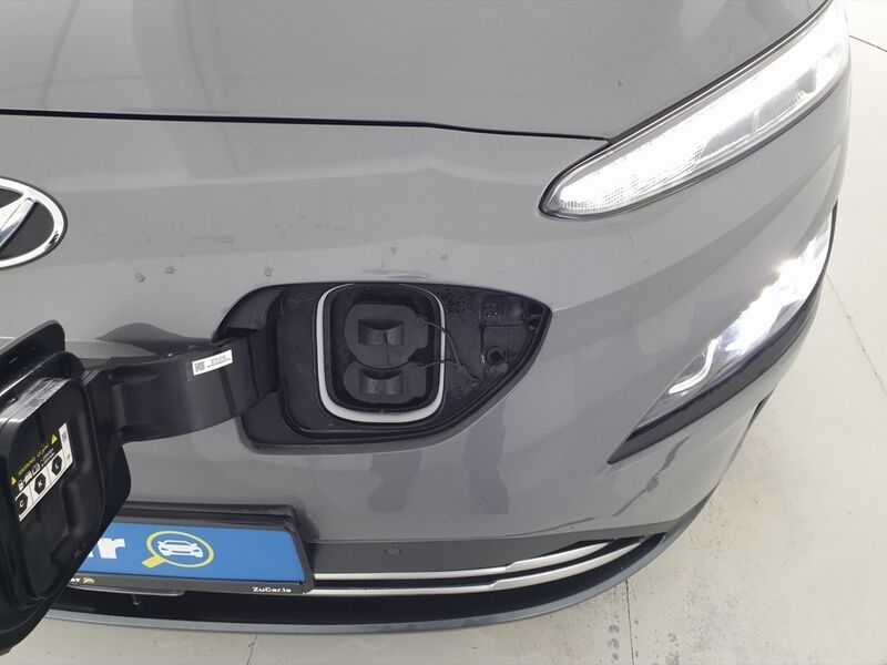 More views of Hyundai KONA