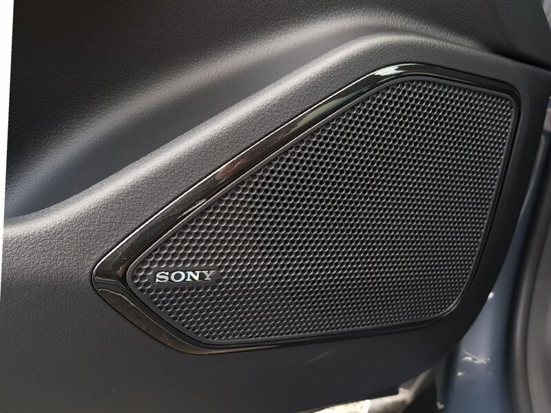 More views of Mazda 6e