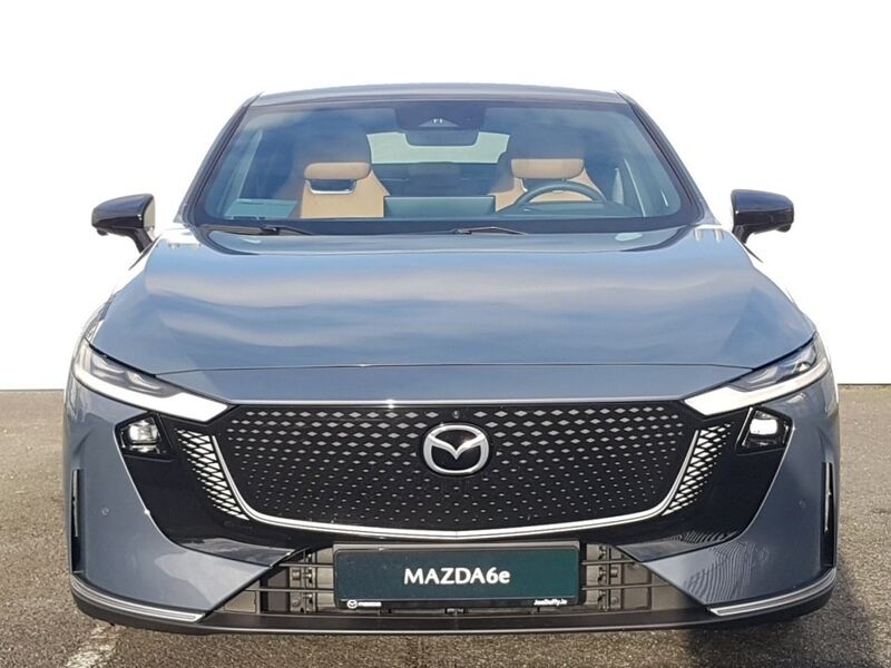 More views of Mazda 6e