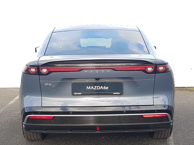 More views of Mazda 6e