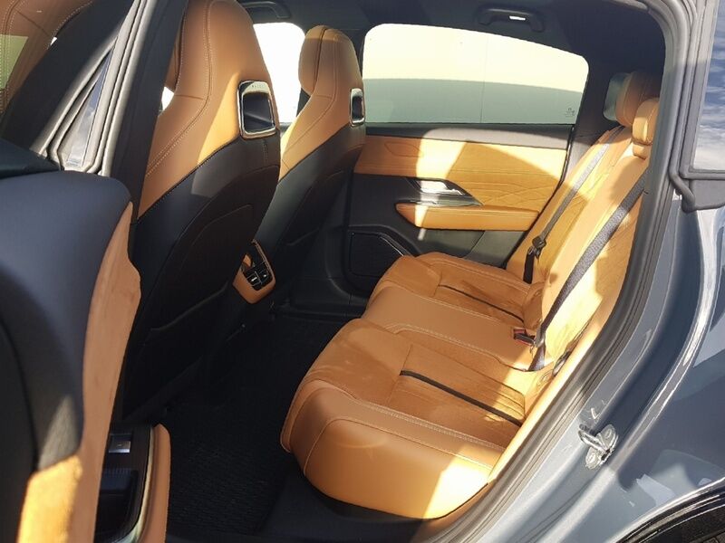 More views of Mazda 6e