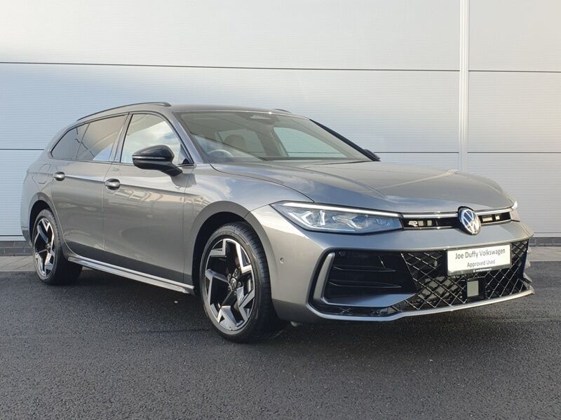 More views of Volkswagen Passat