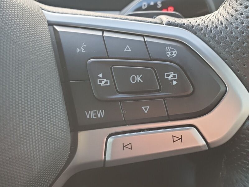 More views of Volkswagen Passat