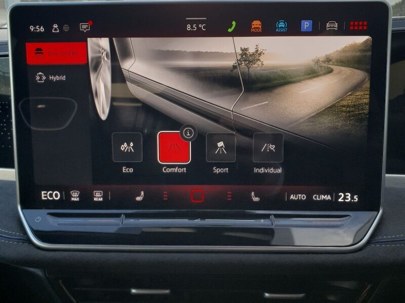 More views of Volkswagen Passat