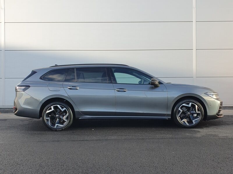 More views of Volkswagen Passat