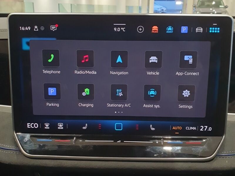 More views of Volkswagen Passat