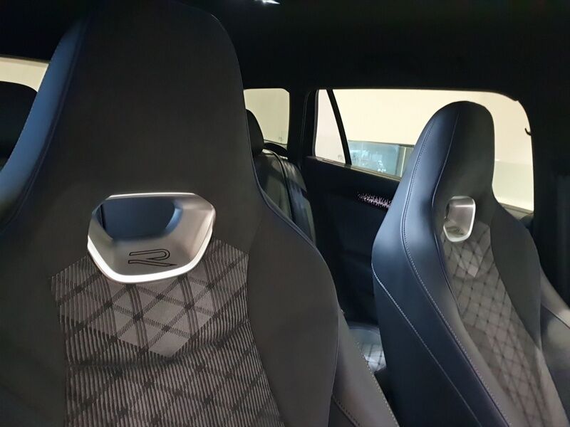 More views of Volkswagen Passat