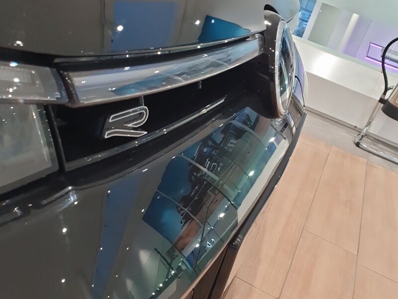 More views of Volkswagen Passat