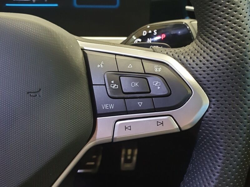 More views of Volkswagen Passat