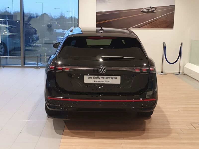 More views of Volkswagen Passat