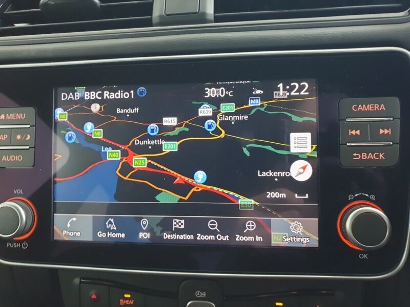 More views of Nissan Leaf