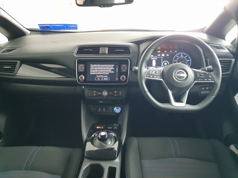 More views of Nissan Leaf