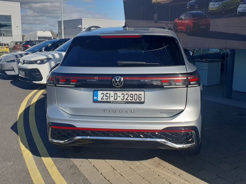More views of Volkswagen Tiguan