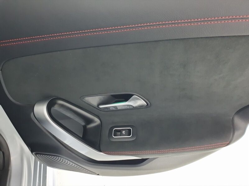 More views of Mercedes-Benz CLA