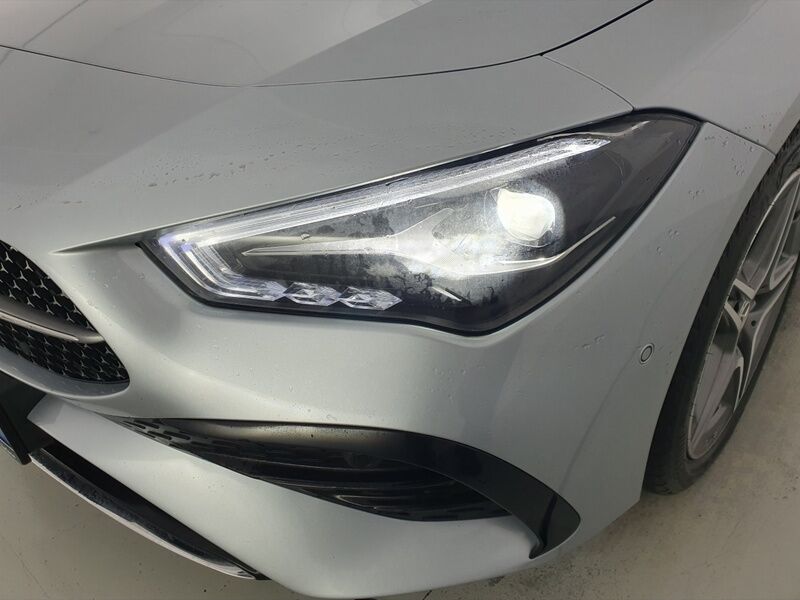 More views of Mercedes-Benz CLA