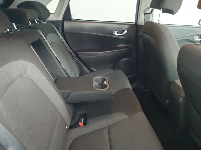 More views of Hyundai KONA