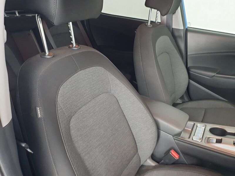 More views of Hyundai KONA