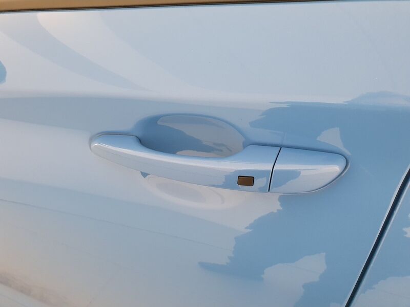 More views of Hyundai KONA