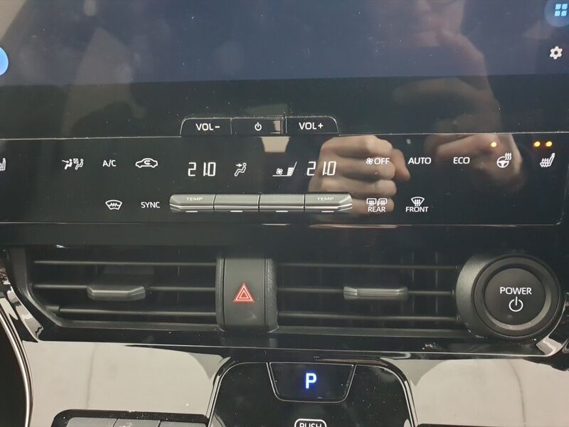 More views of Subaru Solterra