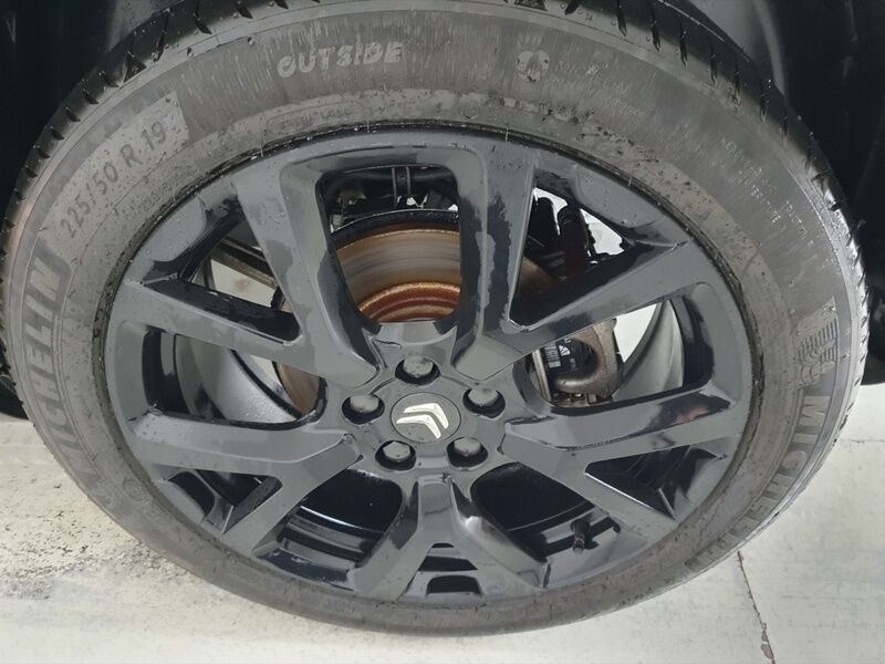 More views of Citroen C5 Aircross