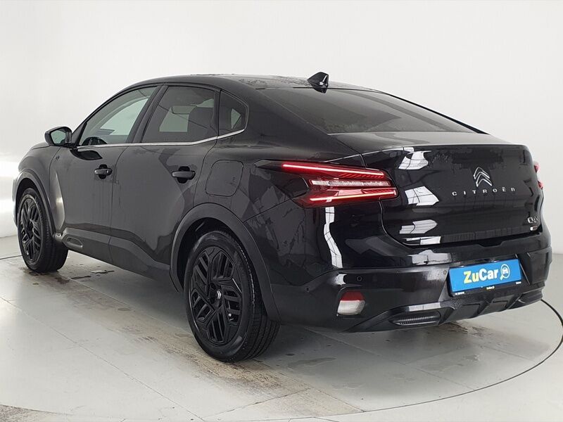 More views of Citroen e-C4 X