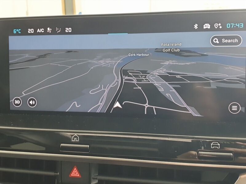 More views of Citroen e-C4 X